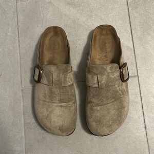 Madden Girl Prim Clogs